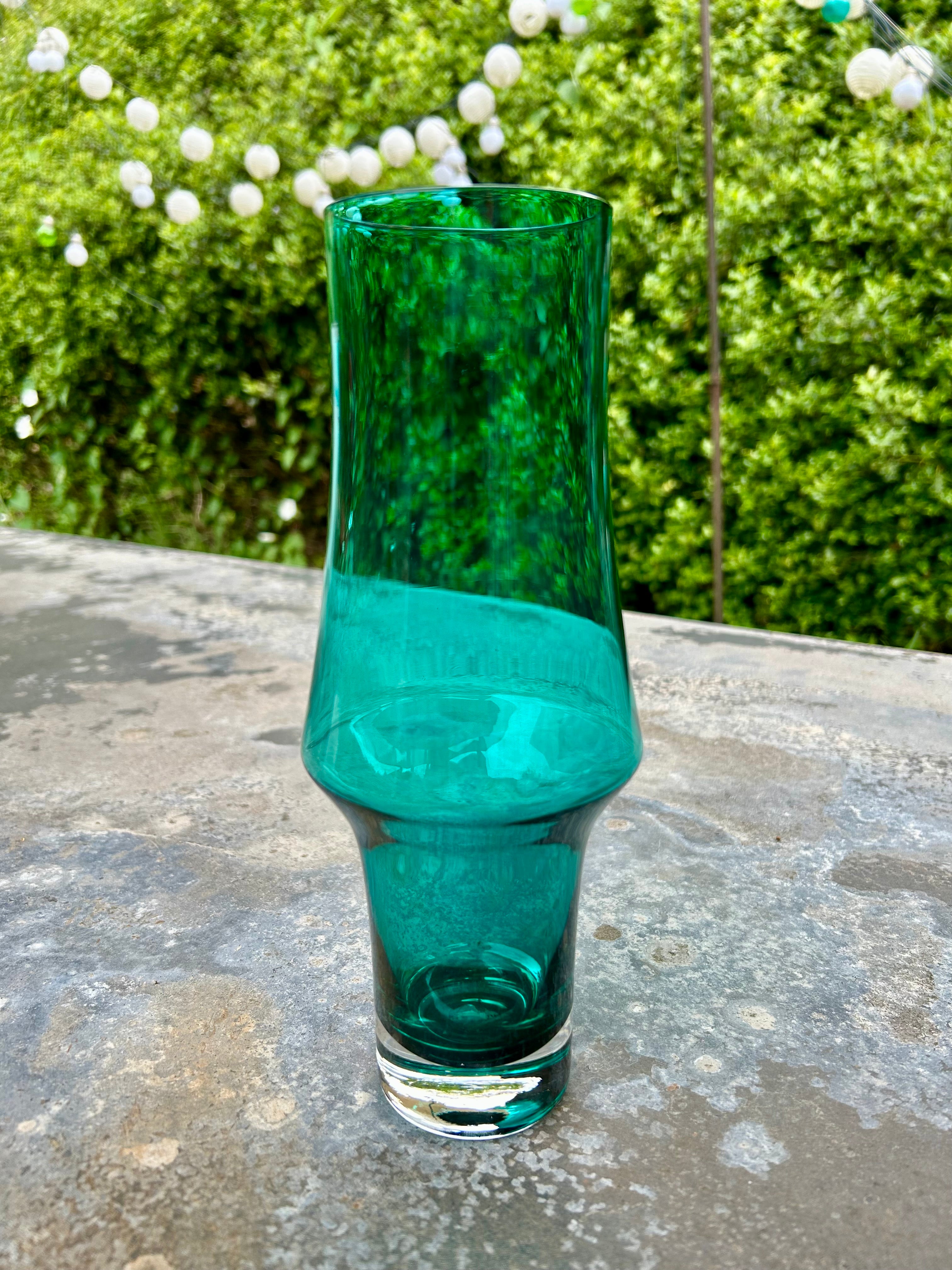 Tamara Aladin for Riihimaen Lasi Oy Low Waist Vase